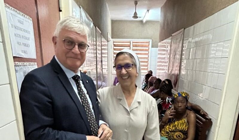 Visite du centre médical Ste Thérèse de l’enfant Jésus