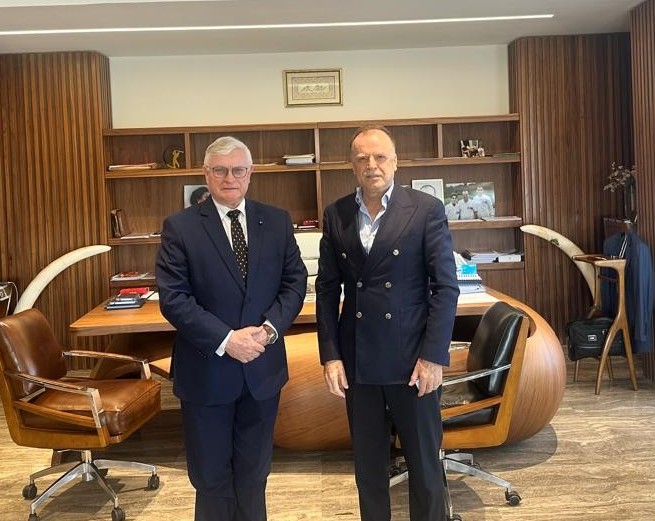 Meeting with Yeshi Group Senior Management